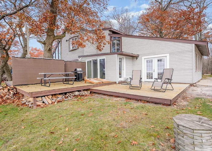 Cozy Home Lake Huron With Loft 2 Bedroom 1 Bathroom